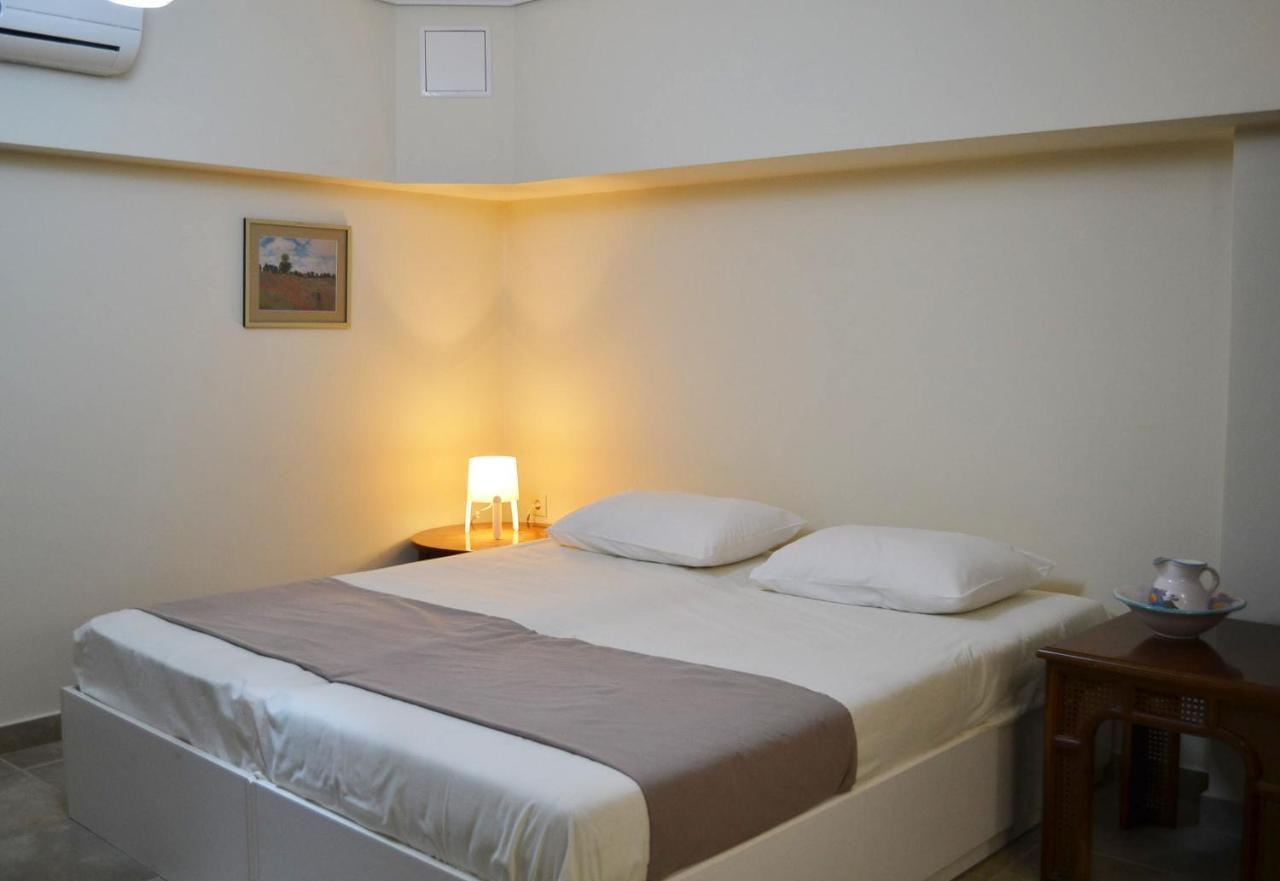 Kalamata Beach Maizonette Ground Floor And Semi-Basement With Yard Εξωτερικό φωτογραφία